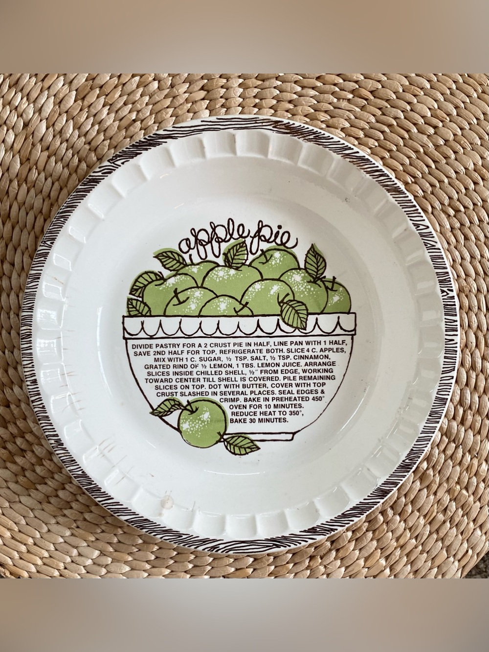 Vtg Royal China Country Harvest Green Apple Pie Recipe Pan Plate 10" Ironstone